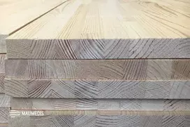 Klijuotas pušies skydas (dygiuotas vertikaliai) 18x650x2500