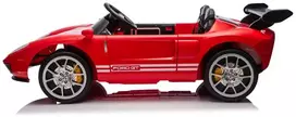 Elektromobilis Ford GT, Raudona