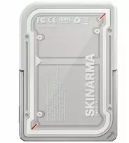 SKINARMA nešiojamoji baterija „Nexus Mecha“ su magnetiniu stovu, 5000 mAh, 20 W, PD USB-C, „MagSafe“, šviesiai pilka