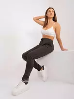 Tamsios chaki spalvos sportinės kelnės