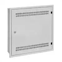 „Spinta Solarix LC-18“ sieninis skirstytuvas su 2U, 4U ir 11U 550x550 juostelėmis, RAL7035, Montuojama LC-18-55-15-W-G rėmeliu