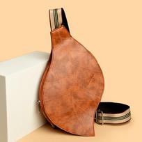 Vintage Chic Crossbody Sling Bag Adjustable Strap Buckle Closure Edge Paint Detailing Versatile Spacious Shoulder Bags For Women Travel Everyday Use šviesiai ruda spalva