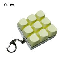 Relaxing DIY Keyboard Fidget Keychain Keys Button Keycap Finger Keyboard Cap 9Keys Heart Shape Clicker Toy geltona