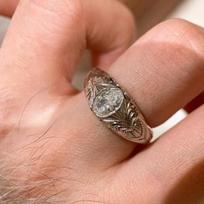 Light Luxury French Retro Pigeon Egg Engraved Ring Heavy Industry Exquisite And Versatile Italian Medieval Niche Design Ring