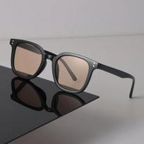 Stylish Round Sunglasses Female Male Retro Luxurious Minimalist Stylish Eyewear Casual Unique Stylish Premium Quality Other