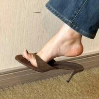 Square Toe Clipped Herringbone Sandals for Women Summer Open Toe Medium Heel Suede Non-slip Stiletto Sandals 35 bronza