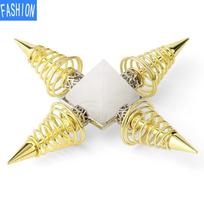 Piramidės inkrustuotas spiralinis kūgis ametisto papuošalas Aura koncentruotas pakabukas White-Crystal-Gold