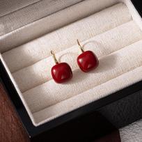 Ankola Red Square Pearl Square Steamed Bread Earrings Women'S French Light Luxury High-End Ear Hooks Niche Temperament Earrings
