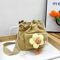 Personalized design flower drawstring messenger bag women's foreign style canvas high value shoulder bag small fresh bucket bag chaki