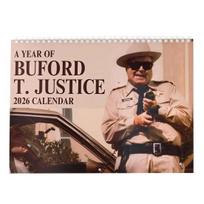 Šerifo Bufordo 2026 m. stalo kalendorius „Smokey & Bandit“ tema, senovinio kino meno, su mėnesiniais išdėstymais, juokingas, nostalgiškas, biuro dekoras, dovana