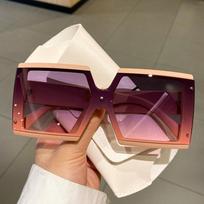 KAMMPT Square Oversized One-pieces Sun Glasses Stylish Luxury Design Sun Glasses Men Women Trendy Gradient Goggle Eyeglasses as picture
