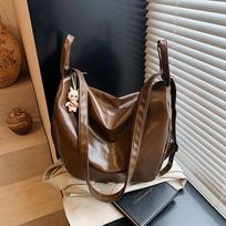 Tote bag women's large-capacity new niche one-shoulder messenger commuter bag casual multi-functional backpack ruda