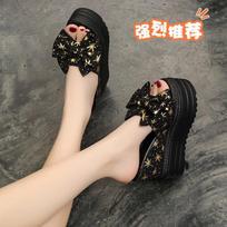 Fashion 12CM Summer Women Butterfly-knot Slippers Flip-Flops Beach Shoes Wedge Heels Slides Woman Platform Slippers  Outside Sandals 34 juoda