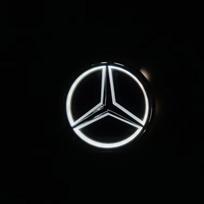 9.5cm ABS LED Light Car Badge Rear Trunk Emblem Accessories for Mercedes Benz S350 S300L S A B C E Class GLA GLK