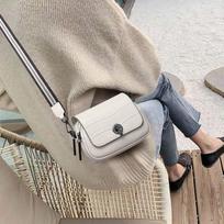 Leather bag women's bag summer new fashion messenger bag women's broadband fish pattern shoulder small bag luggage