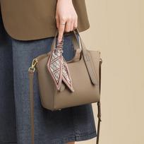 Bucket bag new messenger leather women's bag cowhide large-capacity portable shoulder vegetable basket bag chaki