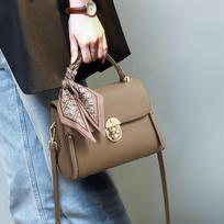 Bag women's new women's bag messenger bag leather handbag high-end explosive shoulder bag