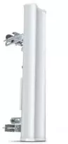 UBIQUITI AM-2G16-90 Ubiquiti AM-2G16 2,4 GHz AirMax 2x2 MIMO bazės sektoriaus antena 16 dBi, 90 laipsnių