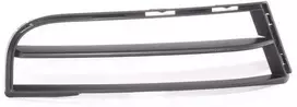 BMW E88 grotelės Oro įsiurbimo anga dešinėje pusėje Originalus 51118045922