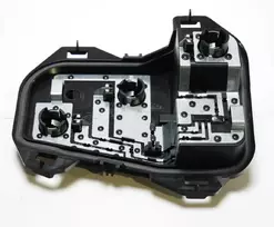 BMW F20 galinio žibinto lemputės lizdo laikiklis kairėje pusėje originalus 63217424495