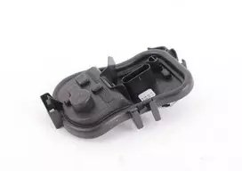 BMW F32 F82 galinio žibinto lemputės lizdas kairėje pusėje originalus 63217366065