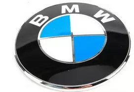 BMW E36 bagažinės emblema originali 51147721222