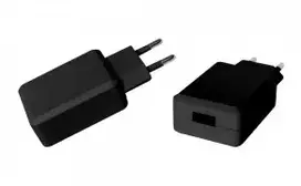 USB CQ3.0 adapteris į kištukinį lizdą, juodas, 5V, 3A. Po 2vnt. pakuotėje