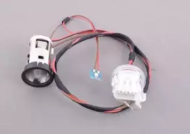 Bmw F10 F11 Cigarečių Degiklis Su LED Originalus 61349302236