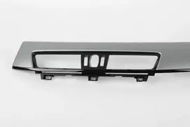Bmw X1 F48 Priekinis Dešinysis Panelės Aplankas Sidabras Originalus 51459347739