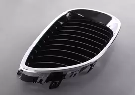 Bmw 5 E60 E61 Dešinės Pusės Grilė Originalus 51137027062