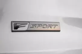 Toyota Lexus NX200T galinė emblema su logotipu, pavadinimo plokštelė Originali 7544678010