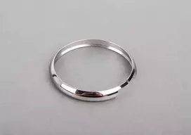 BMW MINI R55 R56 R57 Metalinis chromuotas žiedas raktų dėklui originalus 61313456374
