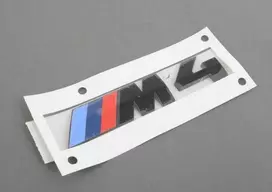 Originalus 2016 m. BMW M4 F83 bagažinės M4 ženkliukas juodas galinis 51148068579