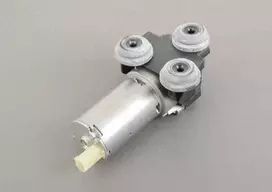 BMW 3 E90 Papildomas vandens siurblys 64118369806 2008 NAUJAS ORIGINALUS