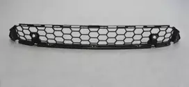 Naujas OEM Volvo V60 R-Design priekinis bamperis apatinė centrinė radiatoriaus grotelė 31383657