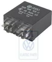 Vag Variklio Valdiklis Caddy Mk2 Polo 6N 6N2 028906125C