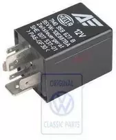 Vag Sharan Mk1 1996 2000 Galinio Stiklo Valytuvo Varžtas Originalus 7M0959627B