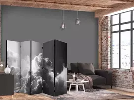 Artgeist Pertvara - Extraordinary Phenomenon: The Sun Illuminating Dark Clouds