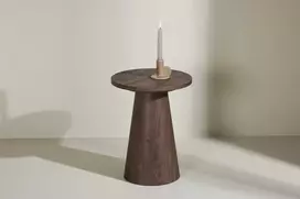 Venture Design Šoninis staliukas 35x45 cm Rudas MDF