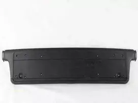 BMW E46 numerio plokštelės laikiklio keitimas, tinkamas originalus 51118252793