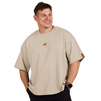 RAW POWDERS Valujavičius „Built by Miles“ a premium relaxed fit unisex marškinėliai – STAY ON COURSE Edition