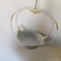 Handcrafted Wild Bird Feeder Heart Shape Hummingbird Feeder Hanging Bird Feeder  for Bird Lovers balta