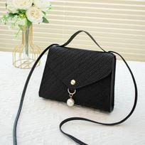 Embossed Square Crossbody Bag Sweet Pearl-Accented Mini Purse juoda