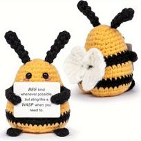 Handmade New Knitted Positive Bee Dolls Ornament Home Decoration Funny Big Butt Bee With Card Room Decor Christmas Party Gifts