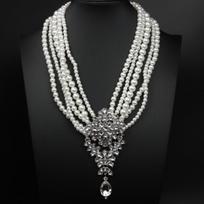 Multi-layer Pearl & Crystal Gem Water Drop Pendant Necklace - Exaggerated Fashion for Women balta