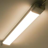 "Anten" 36 W LED itin plonas drėgmei atsparus apšvietimas rūsiui, garažui ar pramoninėms patalpoms, rūsio lubų apšvietimas.