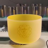 "Chakra-Design" 432Hz E Saulės pleksualinės čakros kvarcinis giedojimo dubuo meditacijai, jogai ir atsipalaidavimui, 10 colių