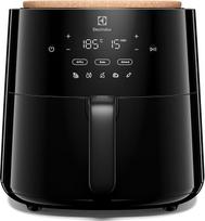 "Electrolux Airfryer Series 700 EAF5B", skrudinimas, kepimas ant grotelių ar grotelių, sveikesnio kepto maisto gaminimas, kompaktiškas dizainas, iš anksto nustatytos funkcijos ir receptai, nepridegantis paviršius