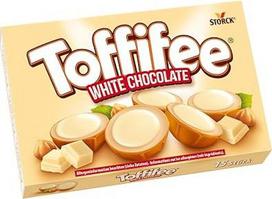 "Toffifee" baltasis šokoladas - 1 x 125 g - lazdyno riešutai karamelėje su šviesia grietinėle ir baltuoju šokoladu - idealiai tinka užkandžiauti ir dalytis kartu