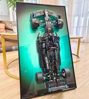 icuanuty Sieninė lenta Lego Technic Mercedes AMG F1 W14 E 42171 sportiniam automobiliui, dekoratyviniai paveikslai suaugusiesiems, sieninė lenta Lego modelio automobiliui, Lego Mercedes F1 dovanos, 75 x 45 cm